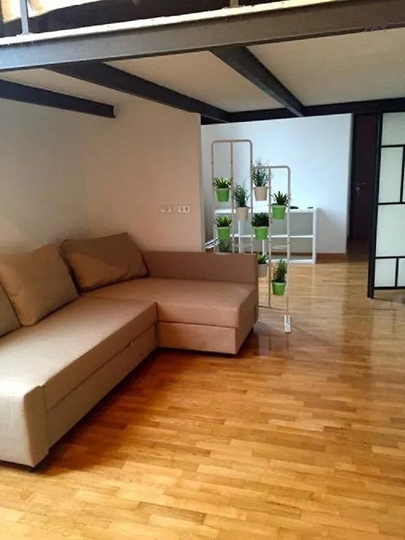 V12 Design Apartments Milano
